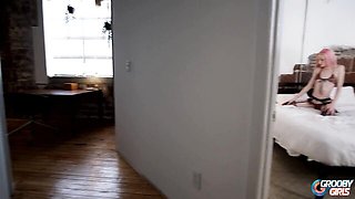 Blowjob porn with cool lass from Grooby Girls