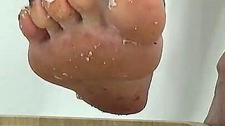 I Trample the Cottage Cheese with My Beautiful Feet