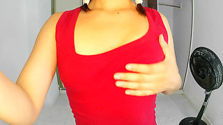 Sexy Latina masturbating her cute pussy (it gets recorded)