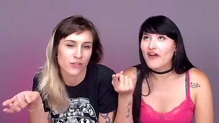 Thais and Mari my wonderful goddesses