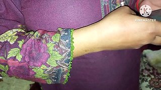 Punjabi Jatti Caught Bihari Masturbate in Her Bathroom and Punish Him