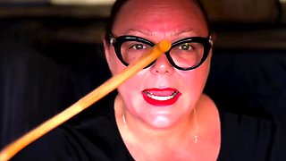 Dominatrix Mistress April - A veery normal day in Mistress Aprils life