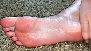 Extra Oil Foot Massage for My Soles
