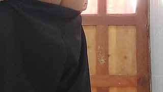 Camera in public bathroom records big ass urinating