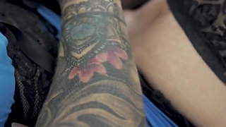 CUCK POV WITH HOLLEE HUNTRESS