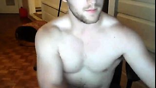 Muscled Hunk Strokes and Shoots a Load on Cam