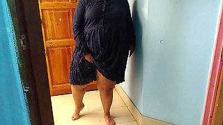 Fucking a Beautiful Arab Stepmom Because She Was Sexy and Shaking Her Huge Ass and Boobs