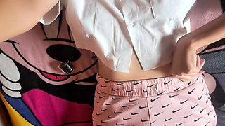 COLOMBIAN TOUCHES AND MASTURBATES IN FRONT OF HER STEPFATHER