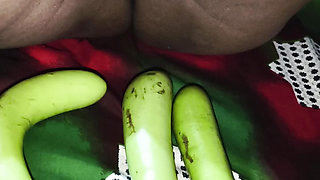What??? Eggplant and cock 😱 together in pussy