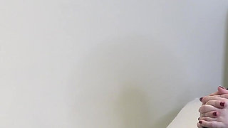 Sissy shows foot skils