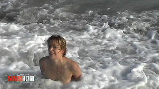 Tigra French MILF Tigra Naked in the Waves