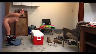 Hot Blonde MILF ScarlettRavenXO Takes Off Condom at Gloryhole for Stranger