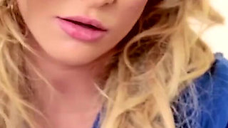 Alluring busty milf gets her pussy licked by masseuse