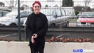 Beautiful Lesbians Outdoor Sex