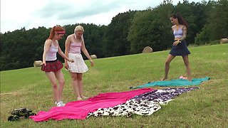 Yoga and Gymnastics Outdoors sans Underpants in College Uniform Mini-Skirt with Steamy Cock-Squeezing Poon Women