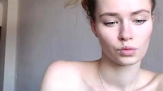 Brunette Solo Webcam Masturbation