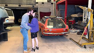 Katerina Lyner & Eros Lyner Fuck in a Garage