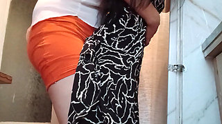 I Got Fucked Quickly by My Domme MILF Boss in the Shared Office Kitchen