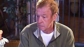 Wooer's behind the scenes smut