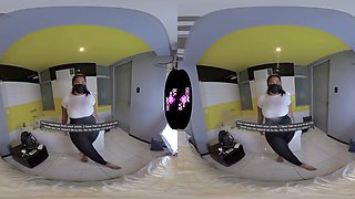 Big Tits Round Ass Aunt Wants Some Love - BigAssLatinaVR