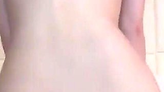 Horny Japanese Babe Sucking Loves Sucking Dicks