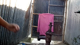 Bangladeshi HOT Viral Girl Bathing Show 4th Part