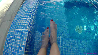 Hot Tub Toes