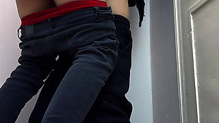 Hot and quick fuck before leaving the house for work