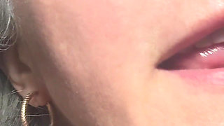 Imperatrizbellasadica Uses You as a Human Ashtray