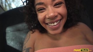 Faux taxi full scene - french black with hot snatch cheats with enormous knob