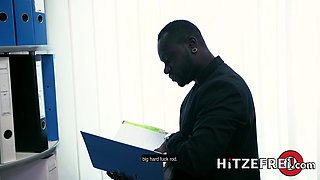 Filthy secretary is craving for the boss cock - Hitzefrei