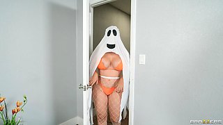 Ghost Swap With Xander Corvus, Emma Hix, Lasirena69 - Brazzers