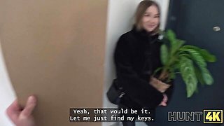 Hardcore movie with sassy Charlie Dean and Amalia Davis from Hunt4k