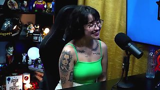 Martina Oliveira Flashes Her Natural Breasts During the P&aacute;pum no Barraco! Podcast, Leaving Ruan1001 in Awe - Full XV RED Version