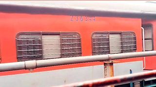 🥵TRAIN TOILET TAMIL BHABHI Tamil housewife cowgirl Jennifer fuck very hard
