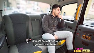 Guy with giant mouth makes me ejaculation in my cab - woman faux taxi