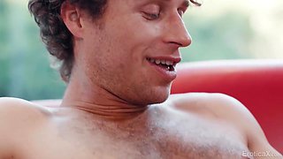 Scarlit Craves Sex On The Sofa With Scarlit Scandal