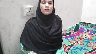 Muslim girl ko paise dekar jabar dasti pela