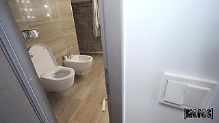 Gorgeous teen heartbreaker hot sex video