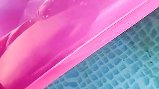Slutty MILF Had Some Fun in the Pool 280