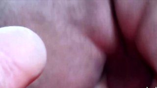 Two trashy milfs fucking in foursome