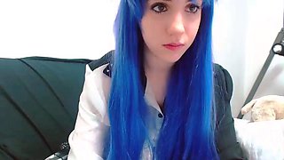 Hot amateur webcam teen masturbates for their fans