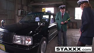NipponHD : Sexy Asian babe driver gives her boss a blowjob