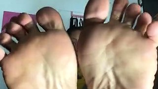 Sexy Asian naked foot fetish action