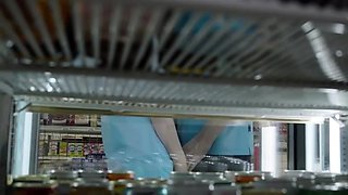 Amateur Asian gives amazing blowjob