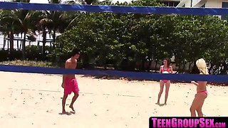 TeenGroupSex.com - Horny chicks fuck after a lovely beach day