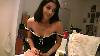 Young slut in heat sucks cock non-stop