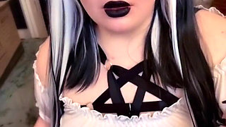 Caught the Fat Maid Masturbating
