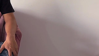 I Find a Sexy Popsicle Seller on the Street and Invite Her to My Apartment to Suck Mine