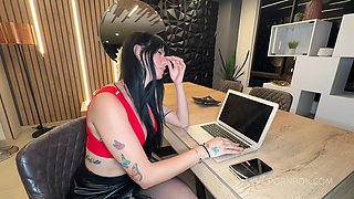 Office Fuck: Sexy Brunette Secretary Yennifer Chacon Ask Me For Help And I Give Her My Big Dick.